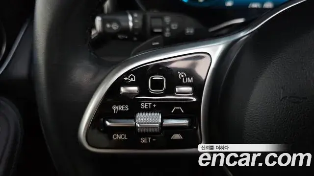 Mercedes-Benz GLC-Class 2022 — Фото 19/20