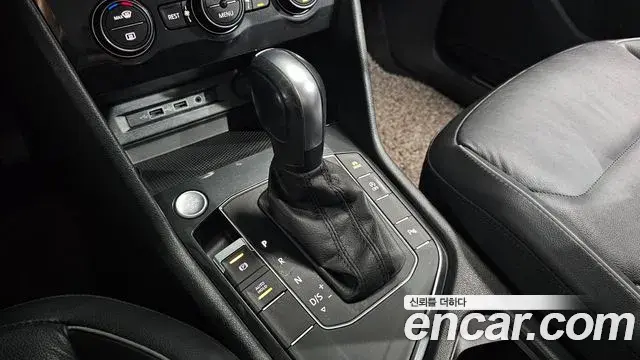 Volkswagen Tiguan 2020 — Şəkil 6/20