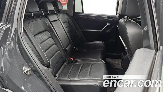 Volkswagen Tiguan 2020 — Şəkil 19/20