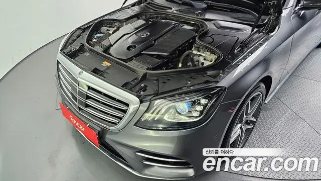 Mercedes-Benz S-Class 2020 — Фото 6/20