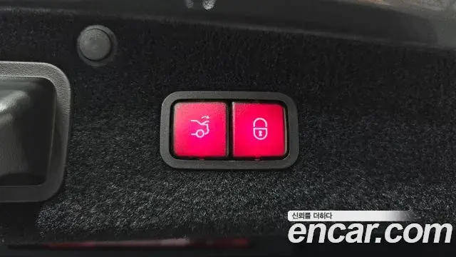 Mercedes-Benz S-Class 2020 — Photo 19/32