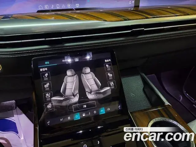 Cadillac Escalade 2025 — Photo 4/20