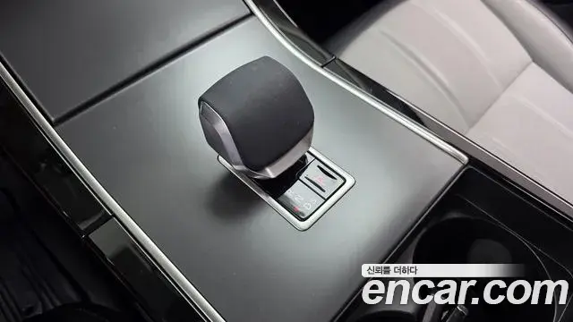 Land Rover Range Rover Evoque 2025 — Şəkil 15/20