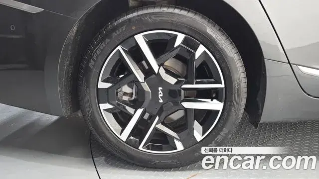 Kia K8 2025 — ფოტო 29/31