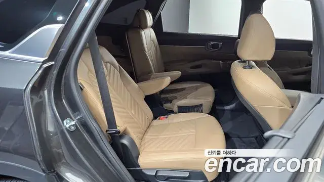 Kia Sorento 2025 — Şəkil 24/35