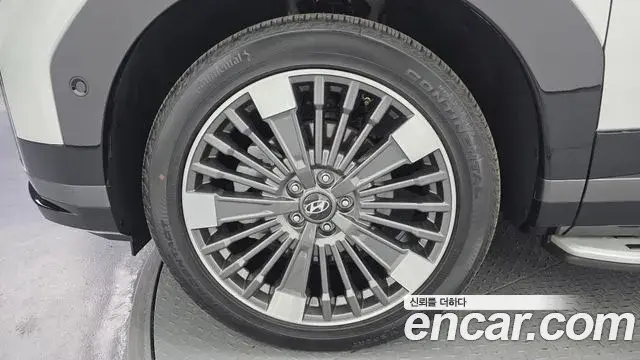 Hyundai Santa Fe 2024 — Photo 11/37