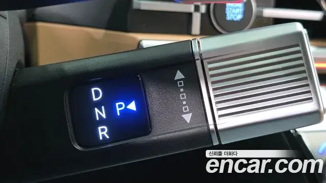 Hyundai Santa Fe 2024 — Photo 28/37