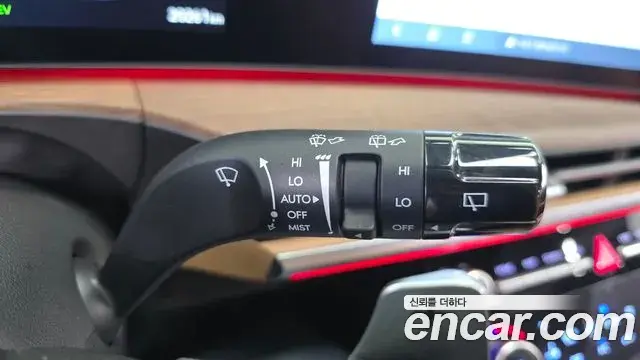 Hyundai Santa Fe 2024 — Photo 35/37
