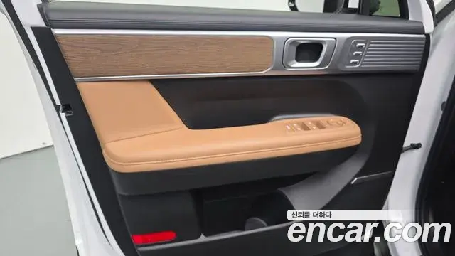 Hyundai Santa Fe 2024 — Photo 33/37