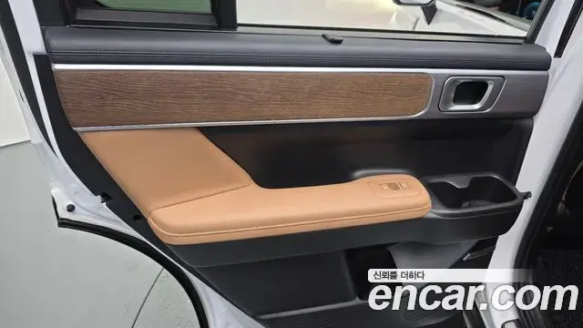 Hyundai Santa Fe 2024 — Photo 29/37
