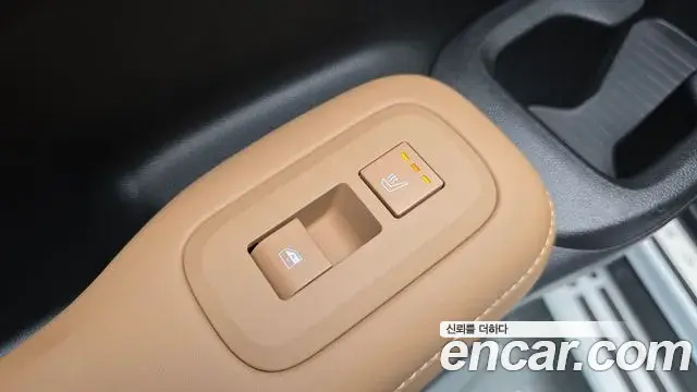 Hyundai Santa Fe 2024 — Photo 6/37