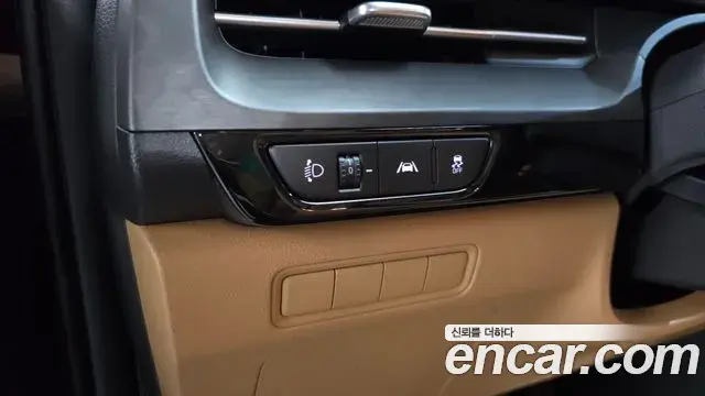 Kia Carnival 2021 — Şəkil 18/34