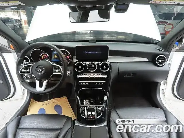 Mercedes-Benz C-Class 2020 — Photo 5/20