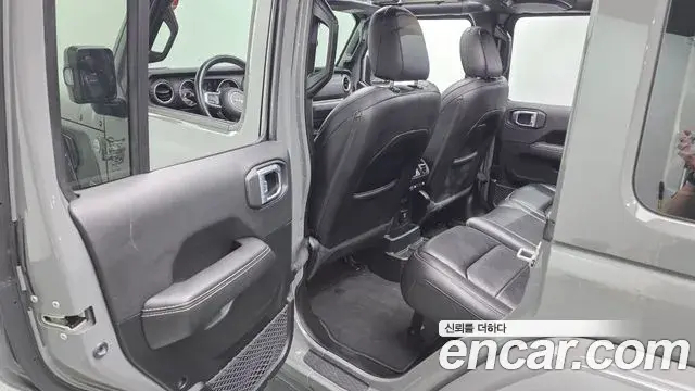 Jeep Wrangler 2023 — Şəkil 1/33