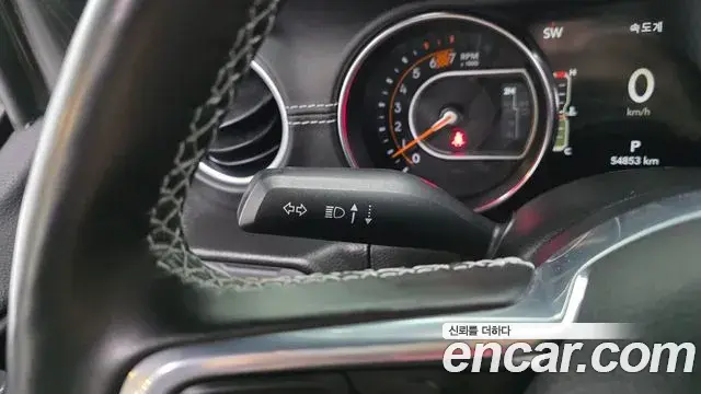 Jeep Wrangler 2023 — Şəkil 33/33
