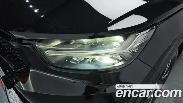 Volvo XC40 2020 — Photo 34/36