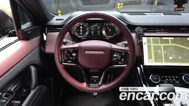 Land Rover Range Rover Sport 2023 — ფოტო 23/32