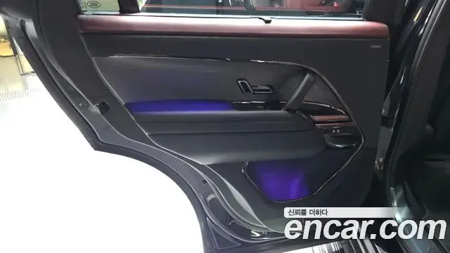Land Rover Range Rover Sport 2023 — ფოტო 11/32