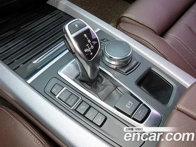 BMW X5 2018 — Şəkil 18/20