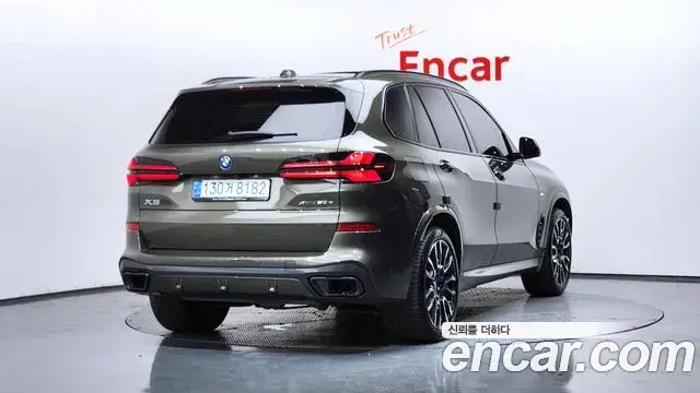 BMW X5 2024 — Фото 2/20