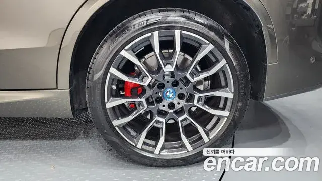 BMW X5 2024 — Photo 4/36