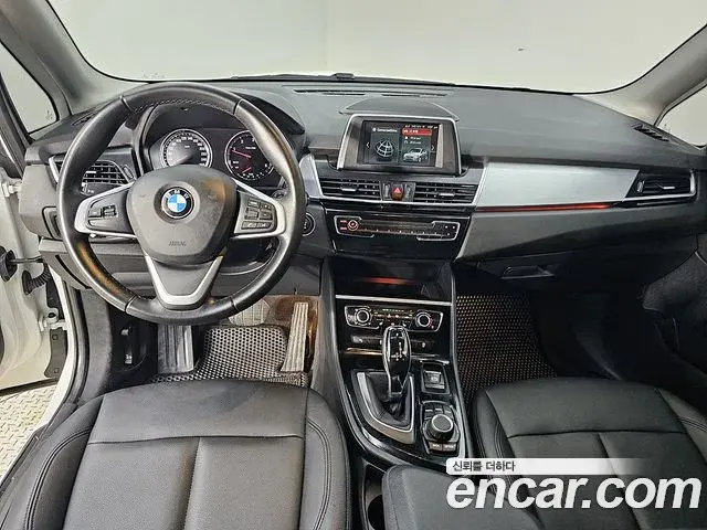 BMW 2 Series Active Tourer 2019 — Şəkil 20/20