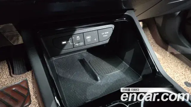 Kia K5 2025 — Photo 8/30
