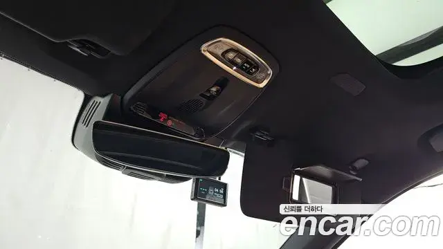 Volvo XC90 2021 — Photo 14/37