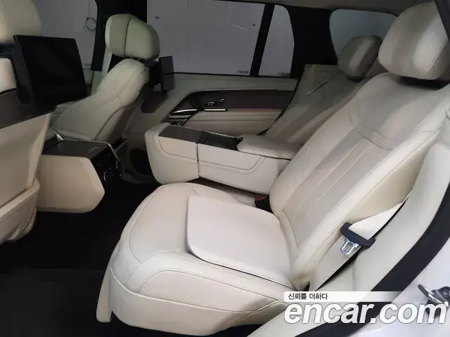 Land Rover Range Rover 2024 — Photo 4/18