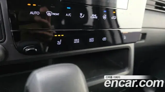Hyundai Staria 2022 — Фото 20/20