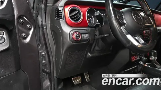 Jeep Wrangler 2019 — Photo 9/30
