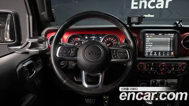 Jeep Wrangler 2019 — Photo 20/30