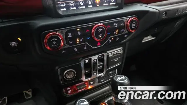 Jeep Wrangler 2019 — Photo 12/30