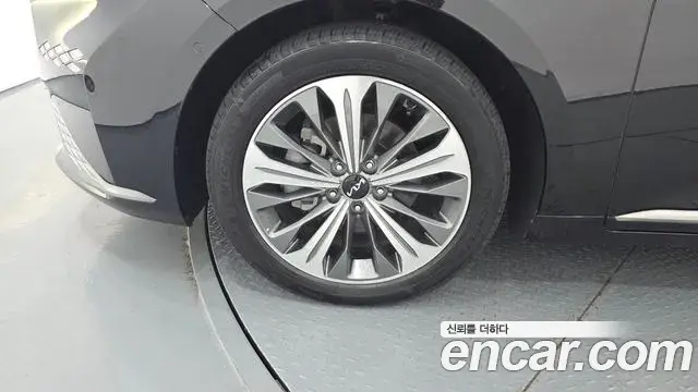 Kia K8 2024 — Şəkil 18/30