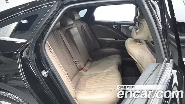 Kia K8 2024 — Şəkil 29/30