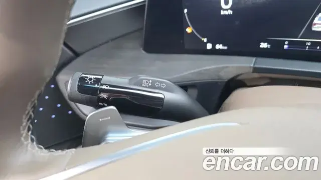 Kia K8 2024 — Şəkil 17/30