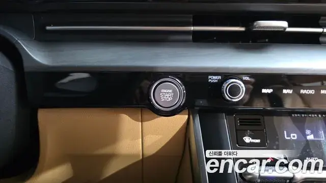 Kia Carnival 2023 — ფოტო 7/39