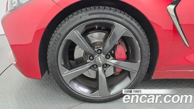 Genesis G70 2019 — ფოტო 18/37