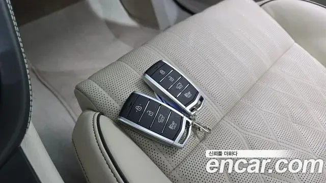 Genesis G70 2019 — ფოტო 24/37