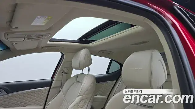 Genesis G70 2019 — ფოტო 31/37