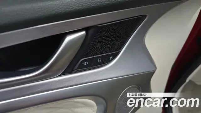 Genesis G70 2019 — ფოტო 17/37