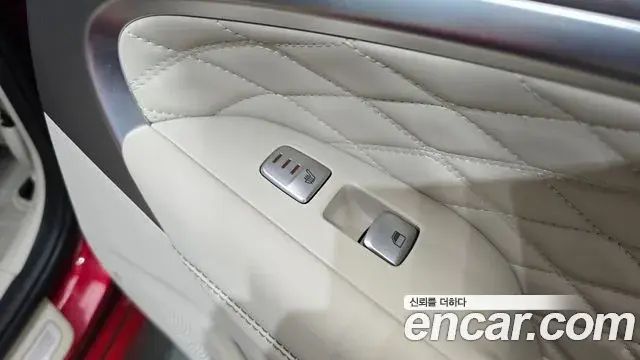 Genesis G70 2019 — ფოტო 7/37