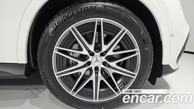 Mercedes-Benz GLC-Class 2025 — Фото 4/20