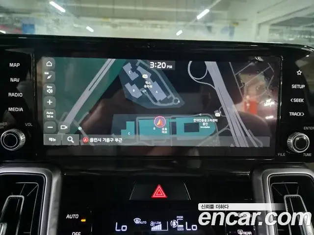 Kia Sorento 2023 — Фото 7/20