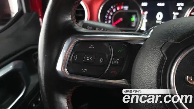 Jeep Wrangler 2022 — Photo 22/31