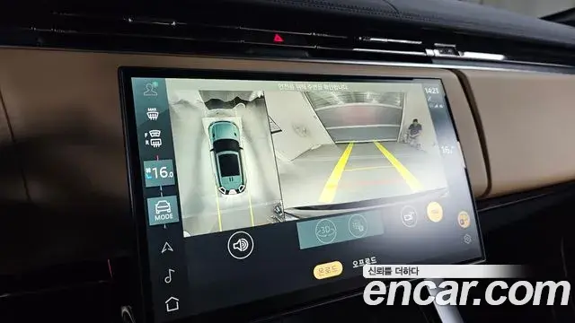 Land Rover Range Rover Sport 2025 — Şəkil 27/32
