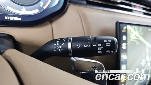 Land Rover Range Rover Sport 2025 — Şəkil 32/32