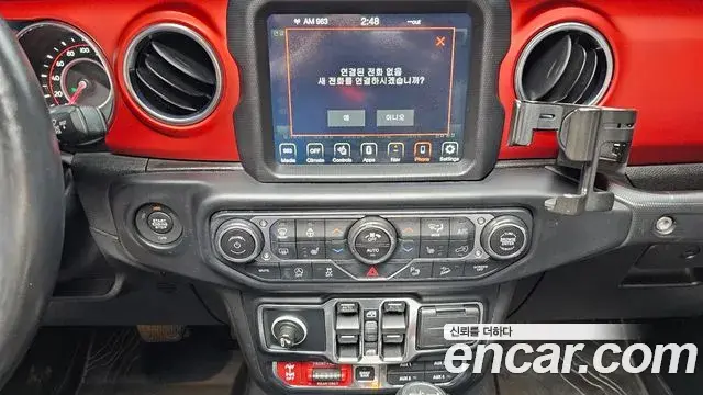 Jeep Wrangler 2019 — ფოტო 2/32