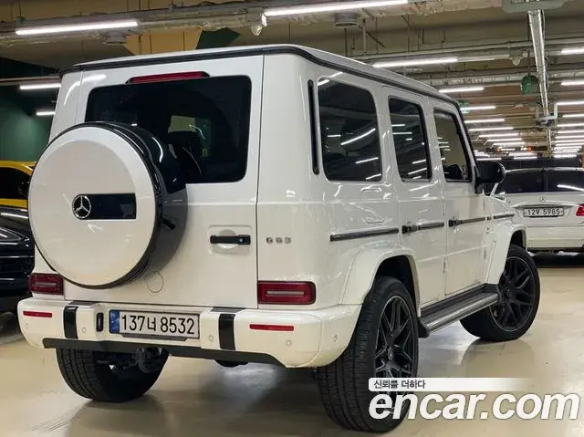 Mercedes-Benz G-Class 2021 — Photo 10/20