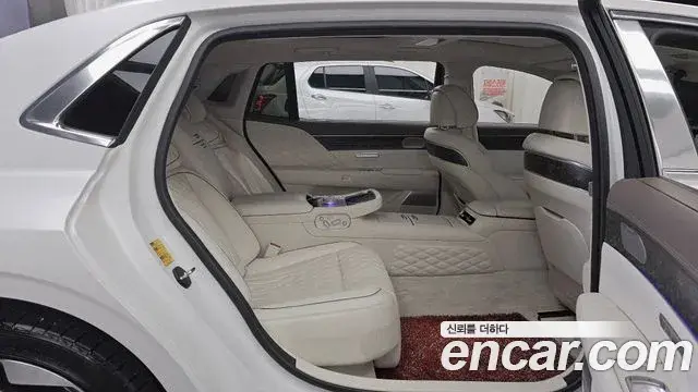 Genesis G90 2022 — Şəkil 15/41